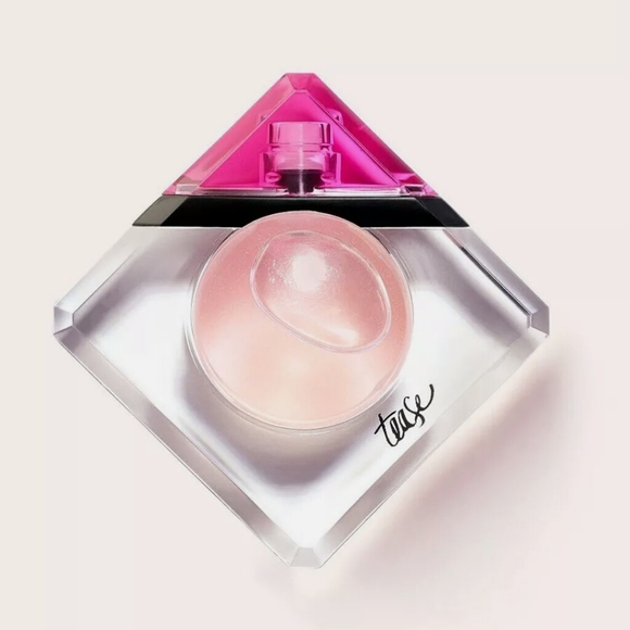 ♥️💕 VS Pink Bundle - Picture 2 of 2